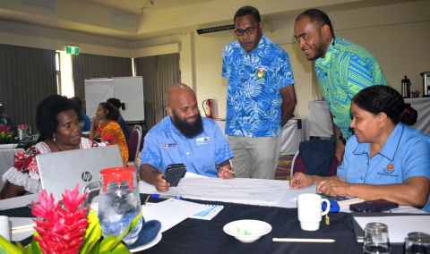 Group discussions where ToT participants share on lessons at the Vanuatu