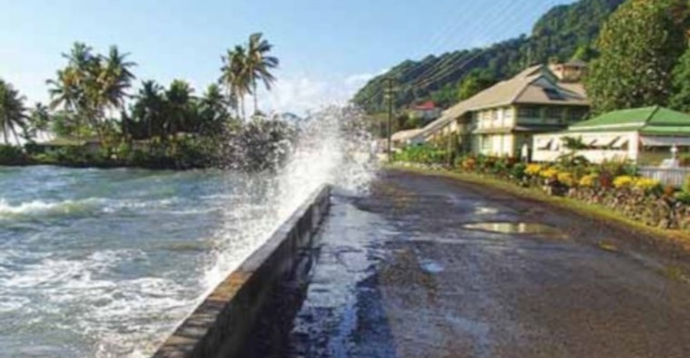 Strong southeasterly winds and currents combine to create higher than normal tides in Levuka Fiji