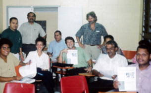 1999 : mise en place d’un programme de formation diplômant sur la pratique en santé publique à l’École de médecine des Fidji (FSMed), suivie une année plus tard de la création d’un master en santé publique.