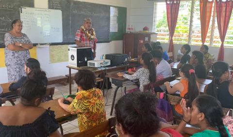 Director of the Wallis and Futuna Catholic Education Office introducing the project to the children